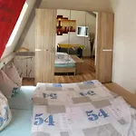 Spijoek Comfortable הוקזיל